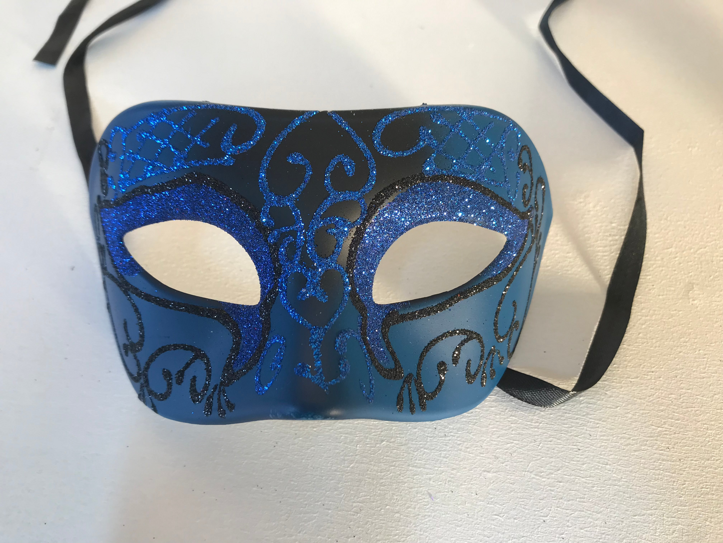 Men's Roman masquerade mask in blue.