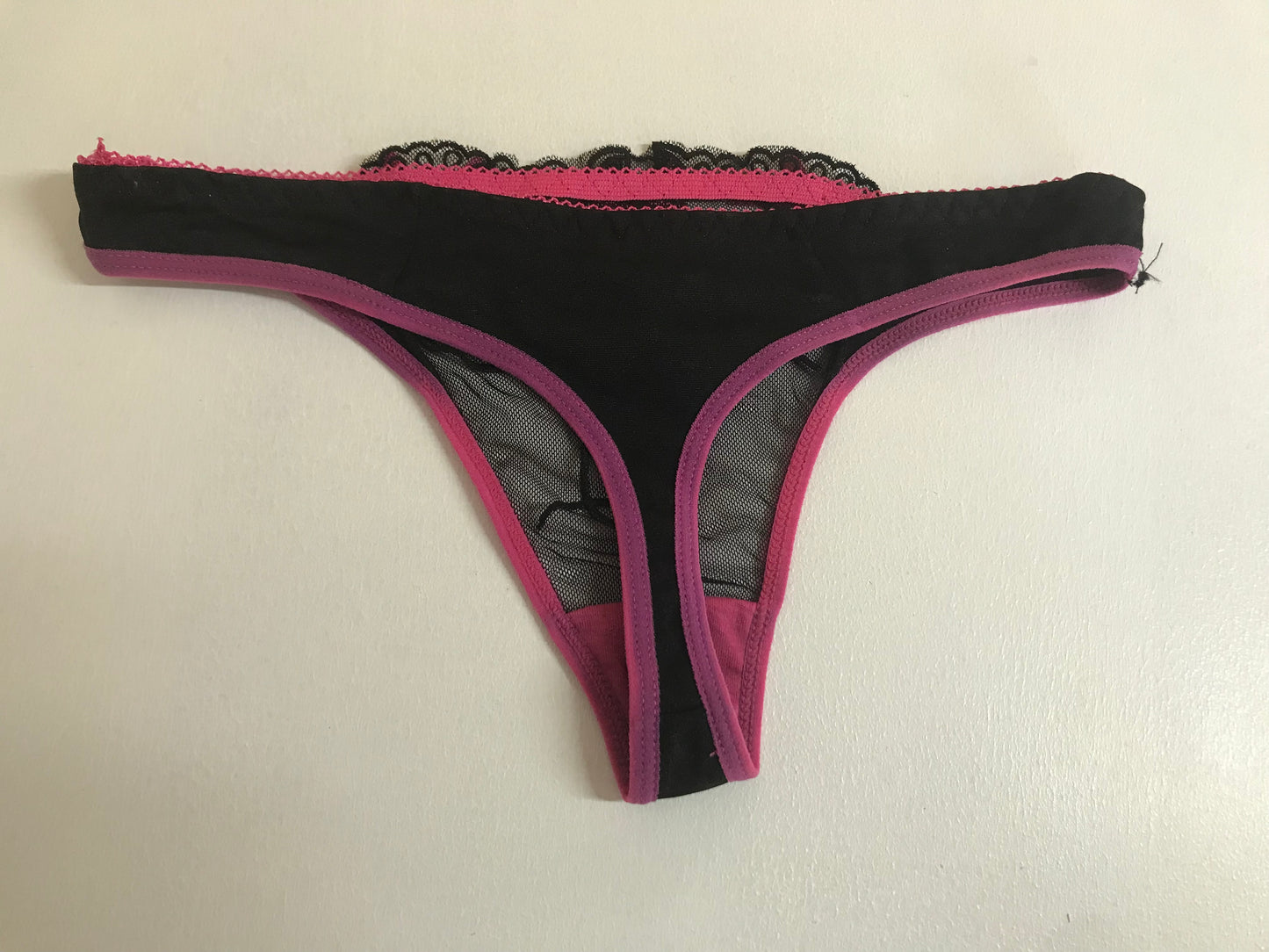 Bra and knicker thong set